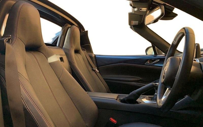 Used Mazda MX5 Inclusive 131 HP (96 kW) 2018 Blue Cabriolet