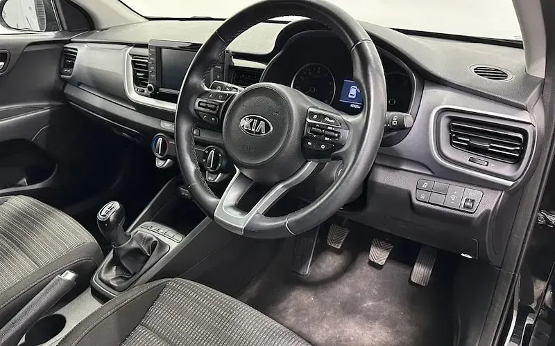 Used Kia Stonic 120 HP (88 kW) 2019 Black SUV