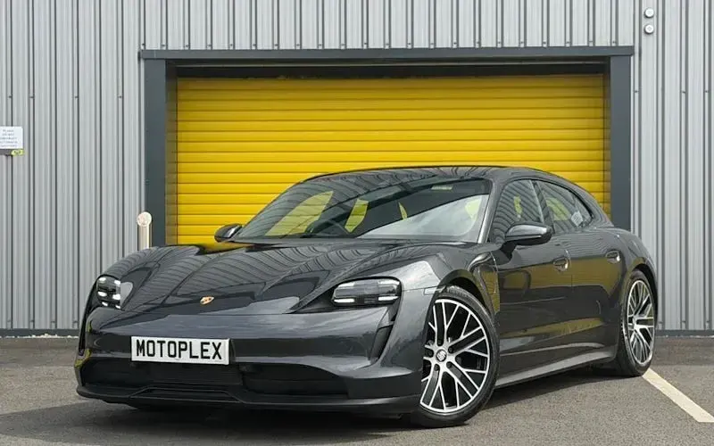 Used Porsche Taycan 4S Sport Turismo Performance Package 419 kW (571 HP) 2023 Estate