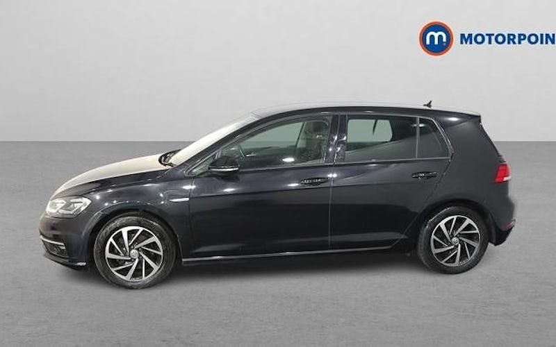 Used VW Golf VIII Edition 131 HP (96 kW) 2020 Hatchback