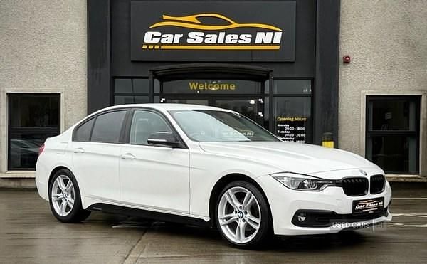 White Used 2017 BMW 320 Efficient Dynamics Sedan | £10,400 (A bit pricey) - Image 1/4