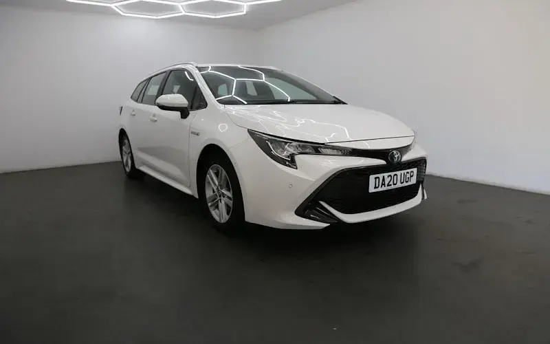Used Toyota Corolla 122 HP (89 kW) 2020 Estate