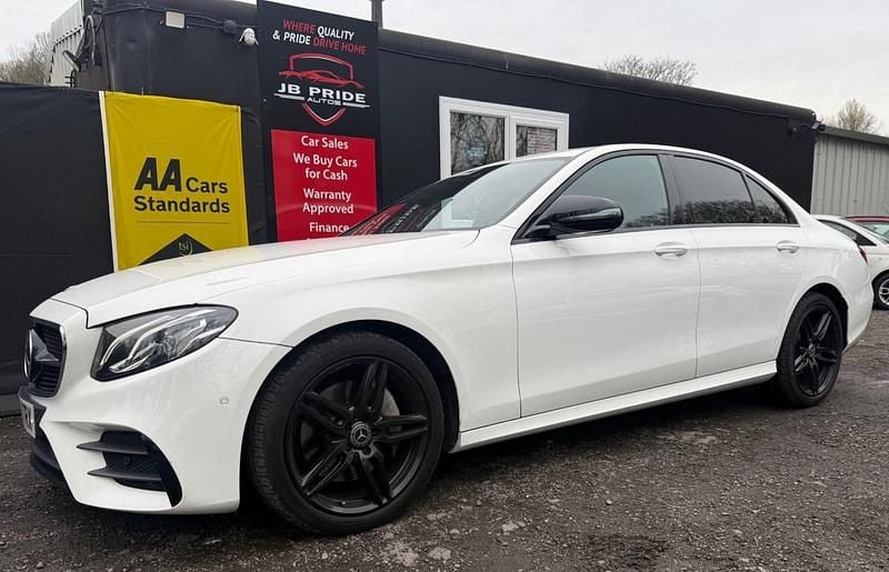 Used Mercedes E220 AMG line 2018 White Sedan