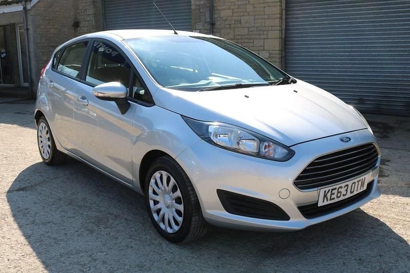 Used Ford Fiesta Style 2018 Silver Hatchback