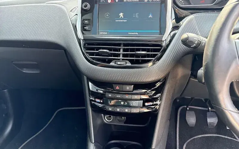 Used Peugeot 208 S 82 HP (60 kW) 2019 Black Hatchback
