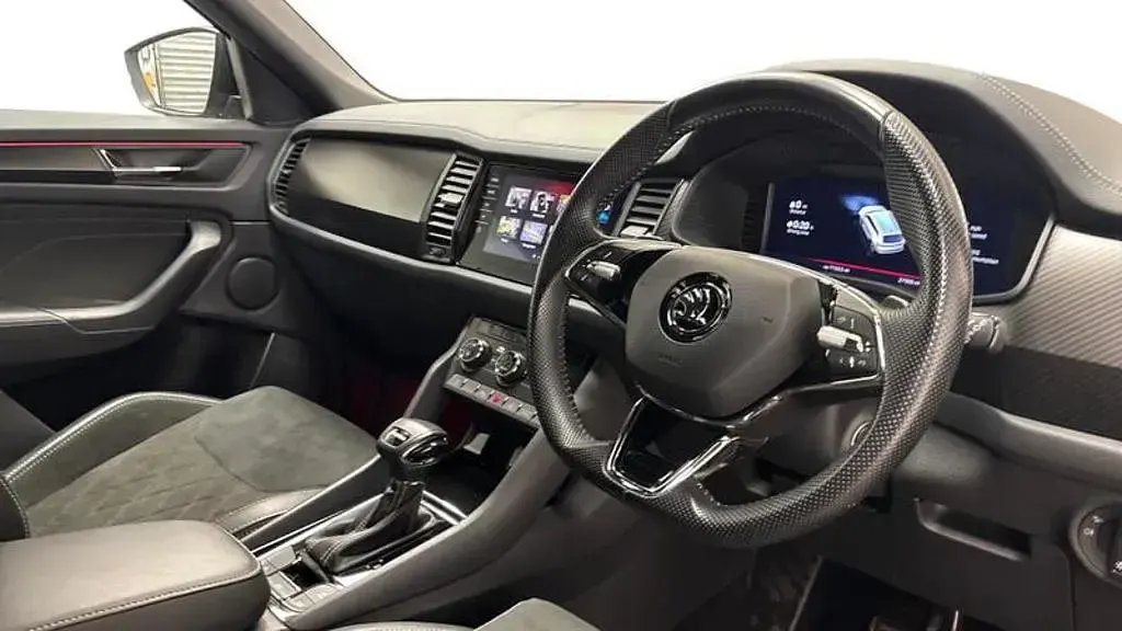 Used Skoda Kodiaq SportLine 150 HP (110 kW) 2023 Grey SUV