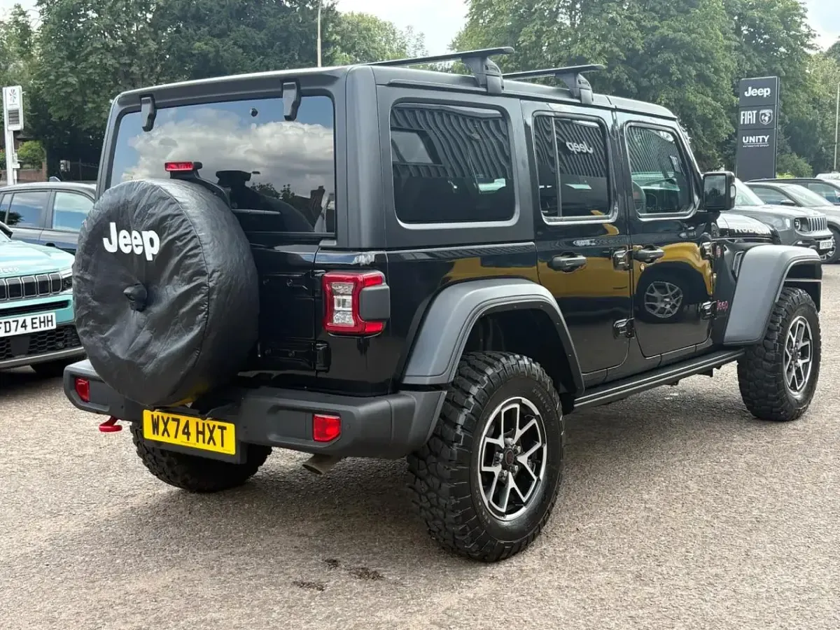 Used Jeep Wrangler Rubicon 268 HP (197 kW) 2024 Black SUV