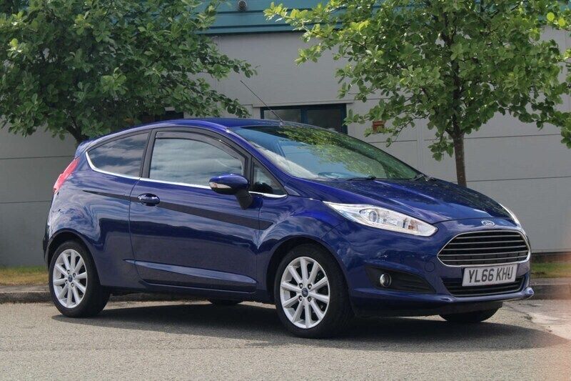 Blue Used 2017 Ford Fiesta Titanium Hatchback | £5,245 (Fair price) - Image 1/4
