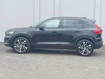 Usado Volvo XC40 R-Design Pro 197 CV (144 kW) 2020 Negro SUV