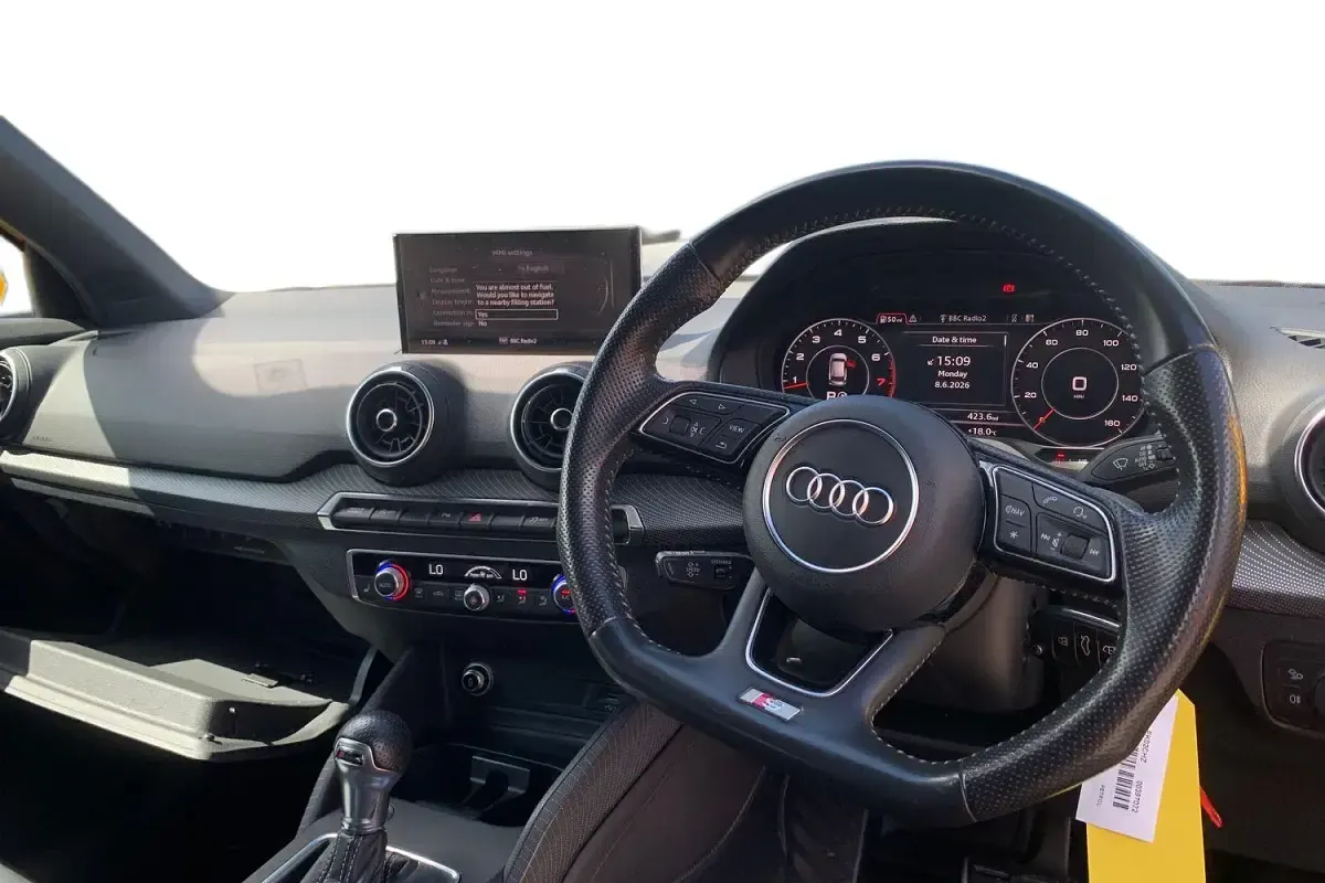 Used Audi Q2 S-Line 150 HP (110 kW) 2016 Yellow SUV