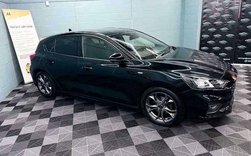 Used Ford Focus ST-Line 125 HP (91 kW) 2020 Hatchback