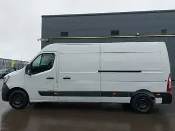 Used Renault Master Business 2023 White MPV