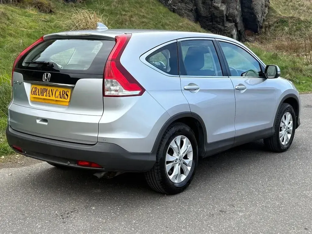 Usado Honda CR-V SE 155 CV (114 kW) 2014 Plateado SUV