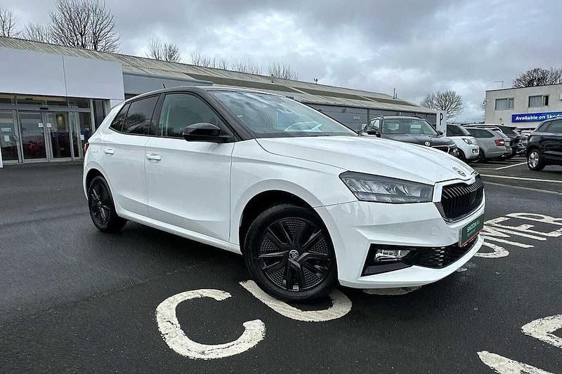 Used Skoda 110 R Colour Edition 81 HP (59 kW) 2022 Candy white black magic pearl effect Hatchback