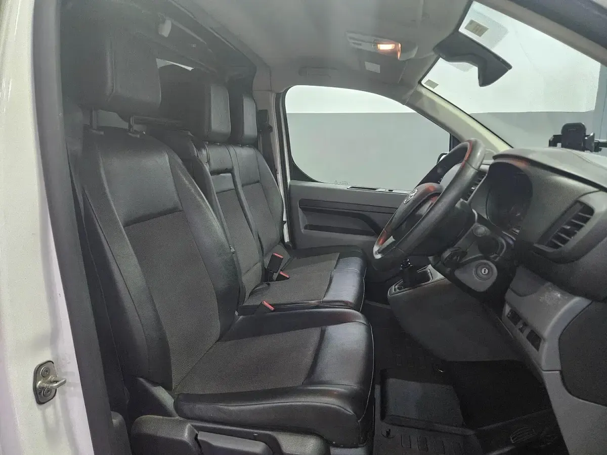 Used Toyota Proace 2019 White MPV
