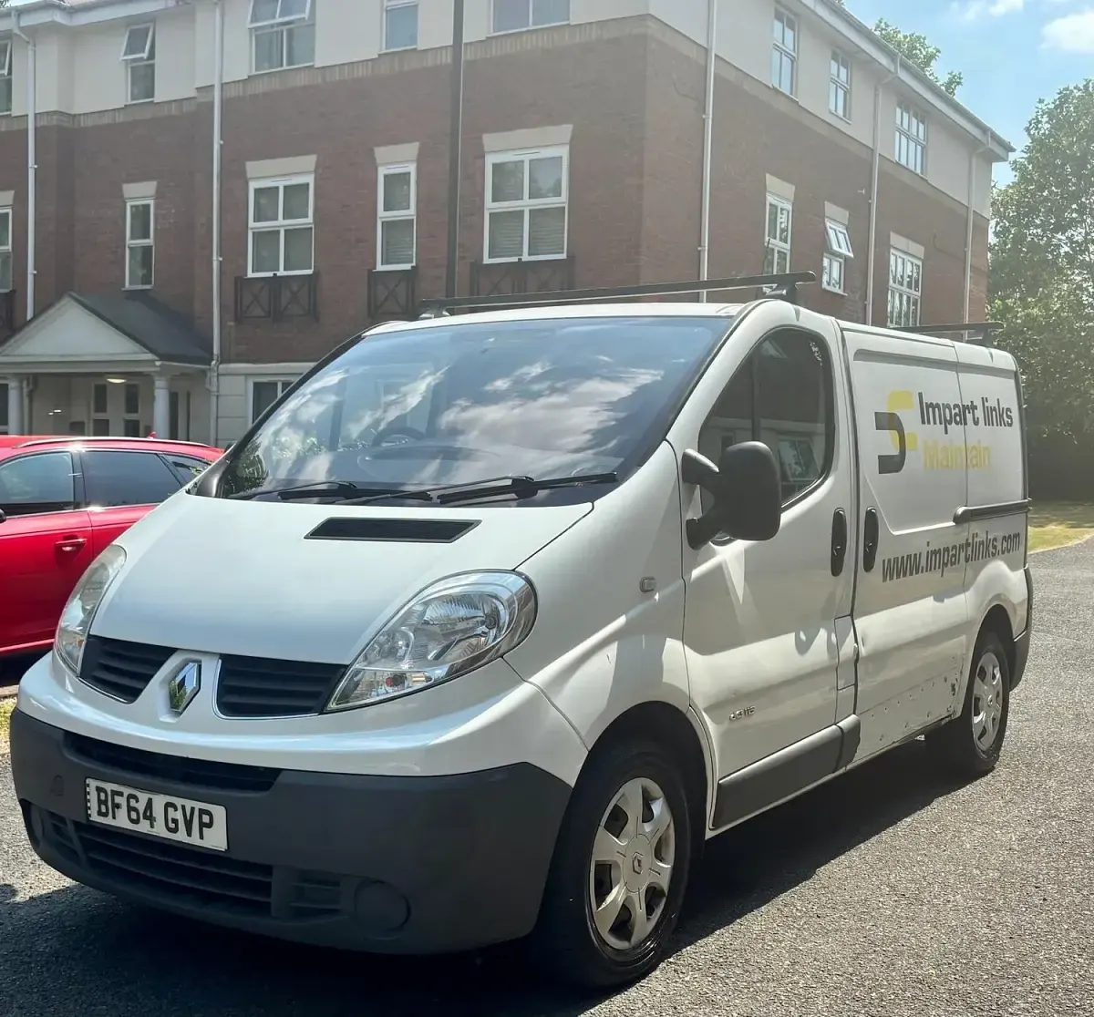 Used Renault Trafic 115 HP (84 kW) 2014 White MPV