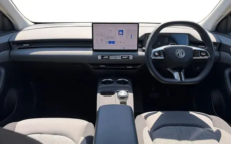 New MG S5 SE 125 kW (170 HP) 2025 Red SUV