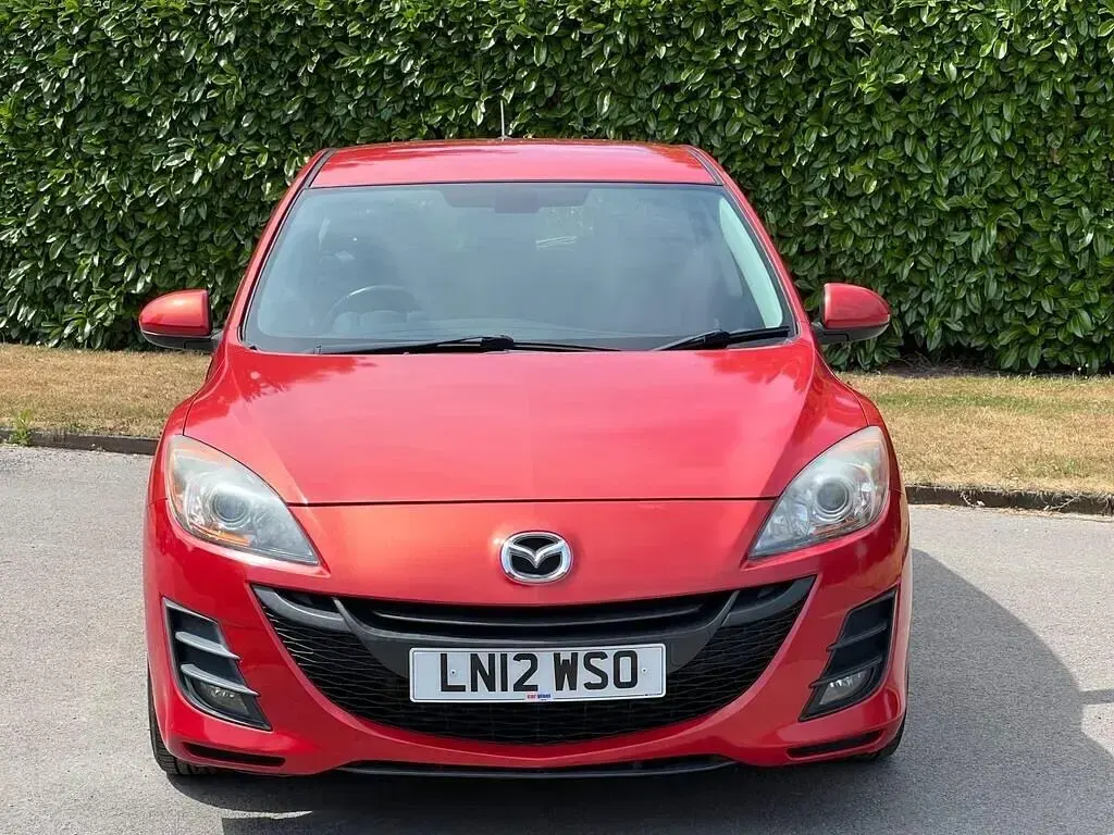 Used Mazda 3 2012 Red Hatchback