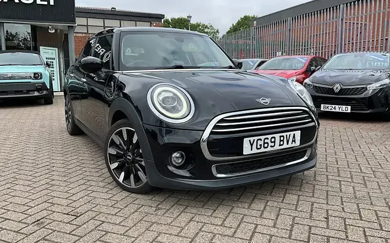 Used Mini Cooper Exclusive 136 HP (100 kW) 2019 Hatchback