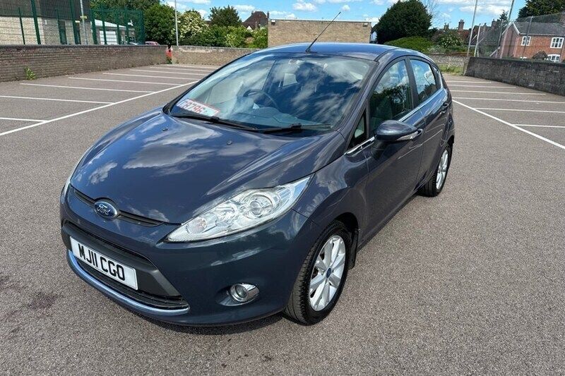 Grey Used 2011 Ford Fiesta Zetec Hatchback | £4,295 (A bit pricey) - Image 1/1