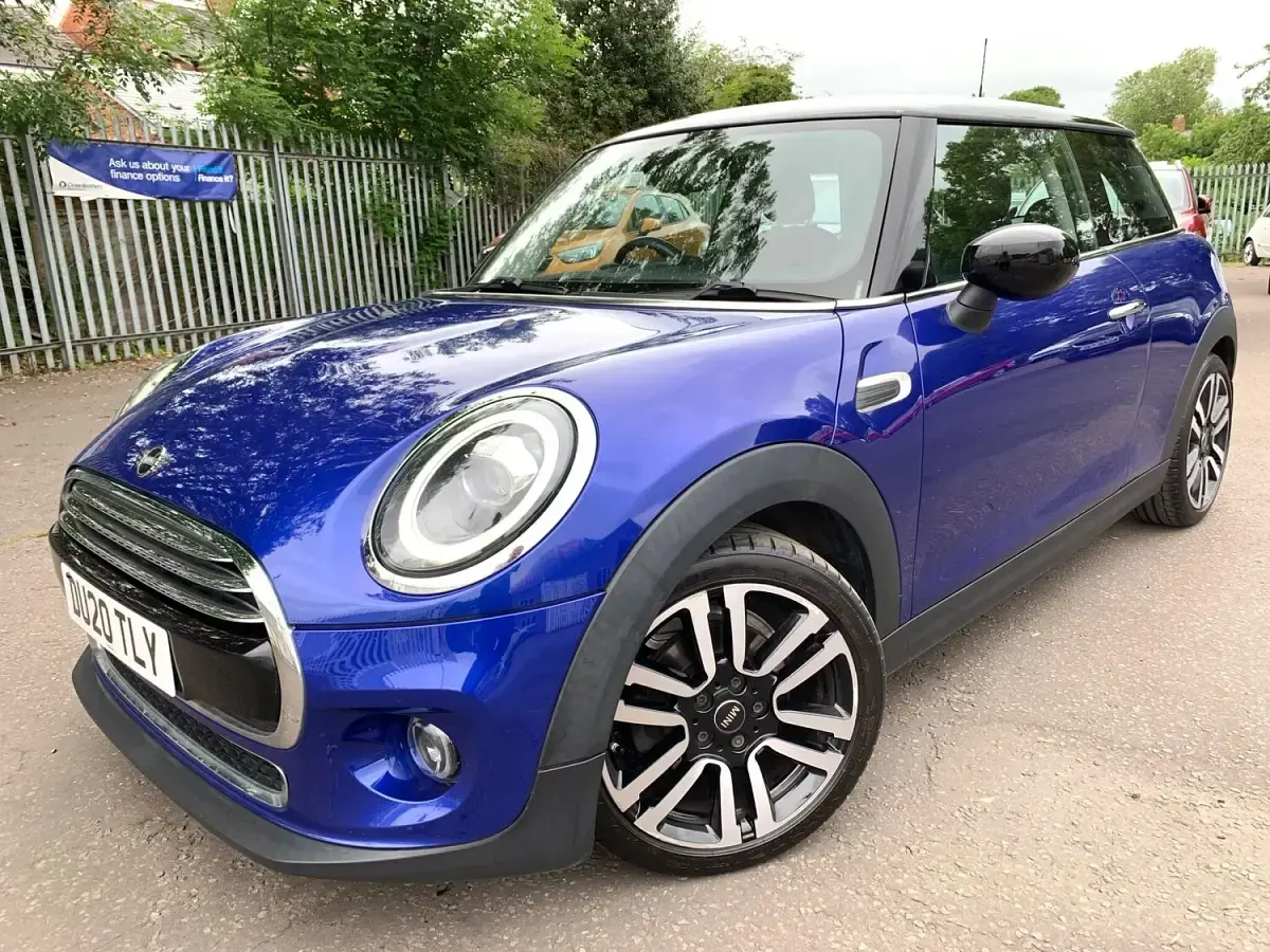 Used Mini Cooper Exclusive 2020 Blue Hatchback