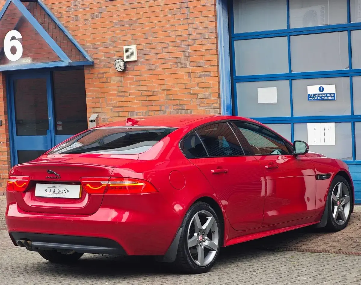 Used Jaguar XE R-Sport 2015 Red Sedan
