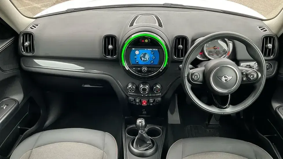 Usado Mini Cooper Countryman Classic 134 HP (98 kW) 2020 Branco SUV