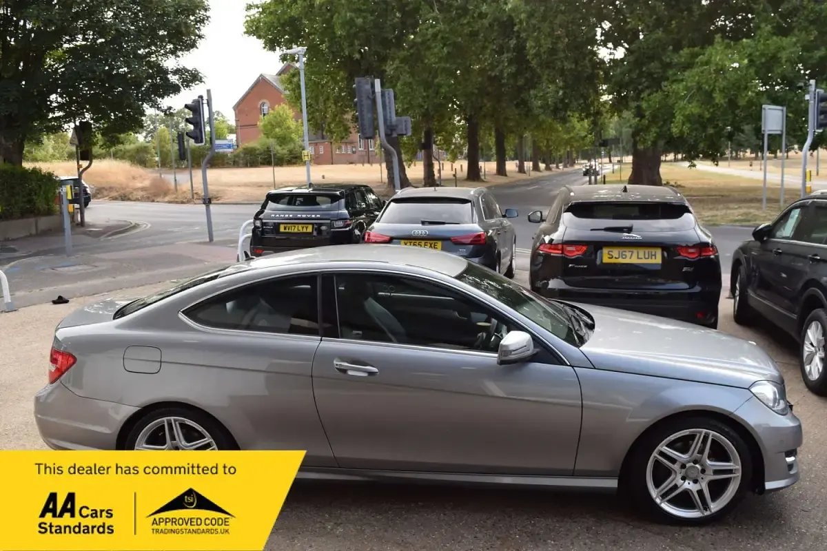 Used Mercedes C250 AMG 204 HP (150 kW) 2012 Silver Coupe