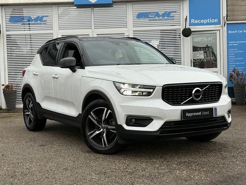 Used Volvo XC40 R-Design 197 HP (144 kW) 2020 White SUV