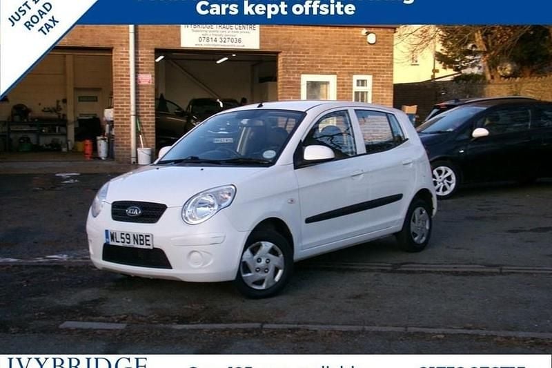 White Used 2010 Kia Picanto Hatchback | £2,295 (Fair price) - Image 1/1
