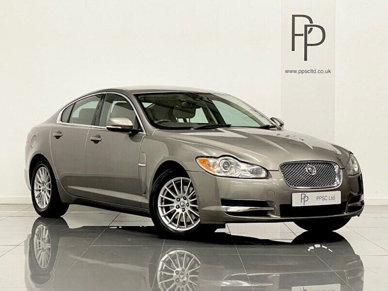 Grey Used 2010 Jaguar XF Luxury Sedan | £4,995 (Fair price) - Image 1/3