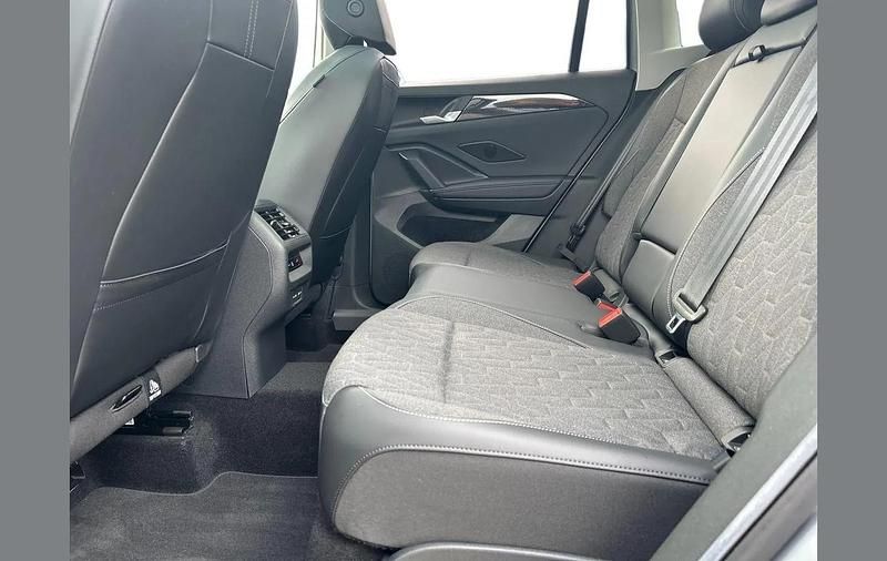 Used VW Tiguan Match 147 HP (108 kW) 2024 Silver SUV