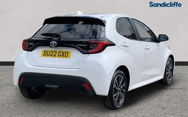 Used Toyota Yaris Hybrid Design 116 HP (85 kW) 2026 Hatchback