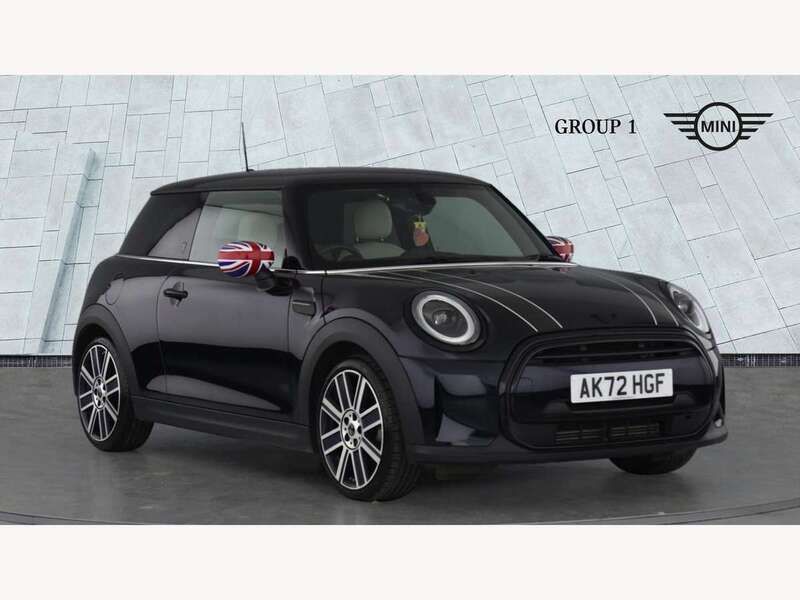 Enigmatic black Used 2022 Mini Cooper Exclusive Hatchback | £18,990 (A bit pricey) - Image 1/4