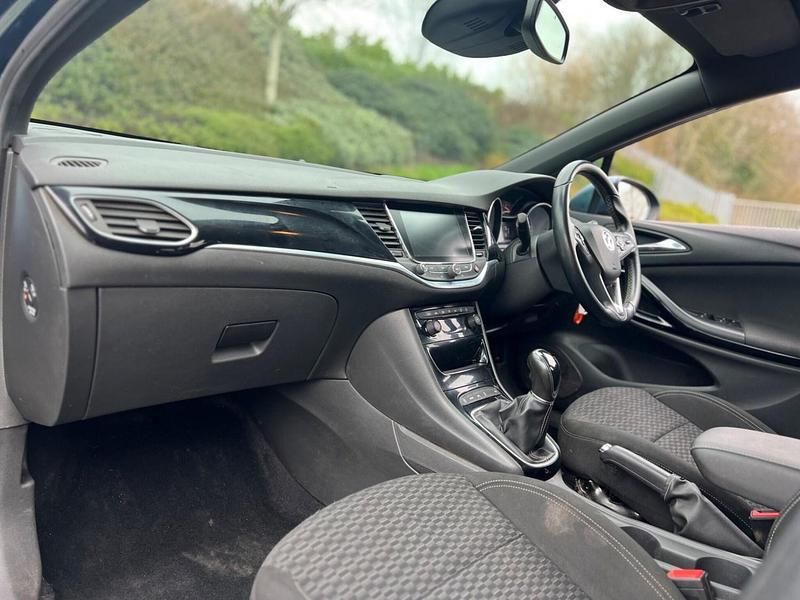 Usado Vauxhall Astra SRi 136 CV (100 kW) 2016 Azul Familiar
