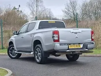 Usado Mitsubishi L200 2021 Prateado Pickup