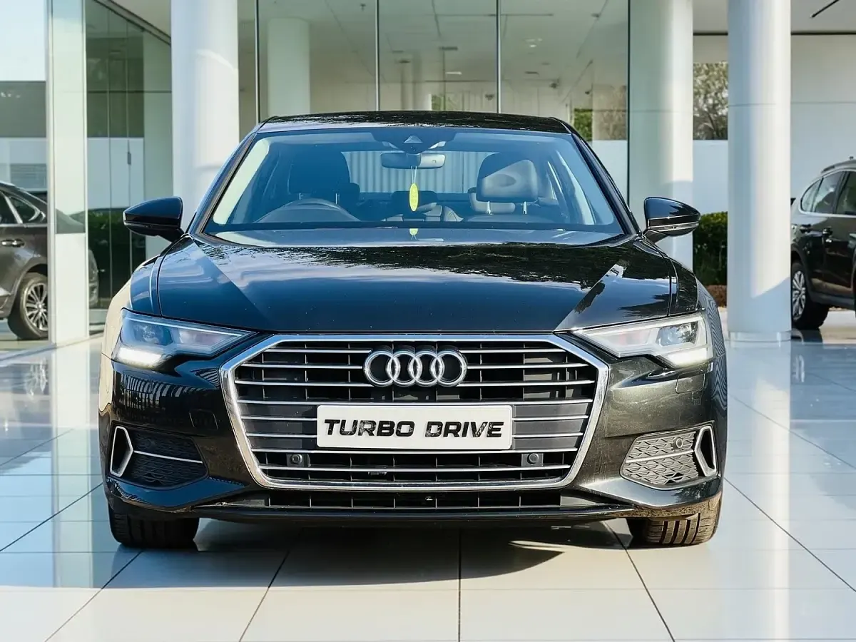 Used Audi A6 Sport 204 HP (150 kW) 2019 Grey Sedan