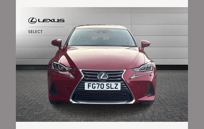 Used Lexus IS300h 223 HP (164 kW) 2020 Red Sedan