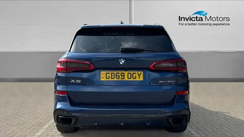 Used BMW X5 M Sport 265 HP (194 kW) 2020 Blue SUV