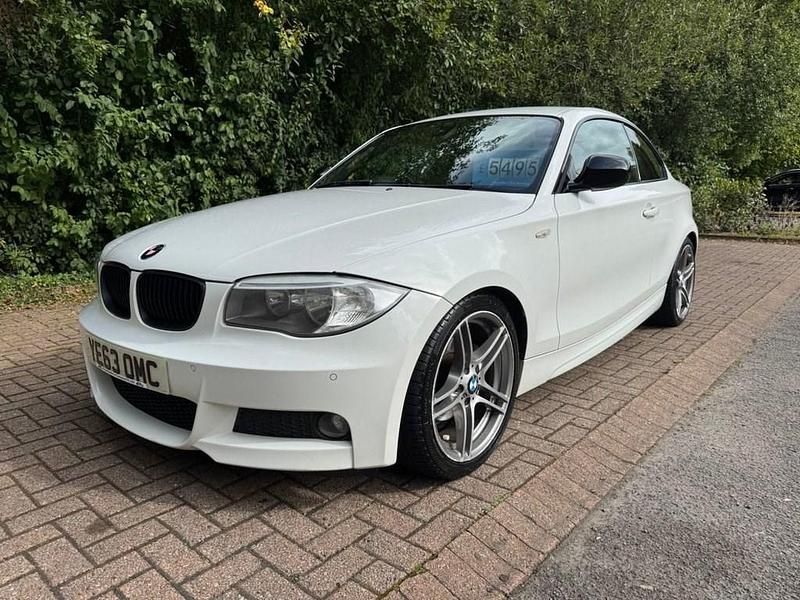 White Used 2013 BMW 118 Coupé Sport Line Coupe | £5,495 (Fair price) - Image 1/4