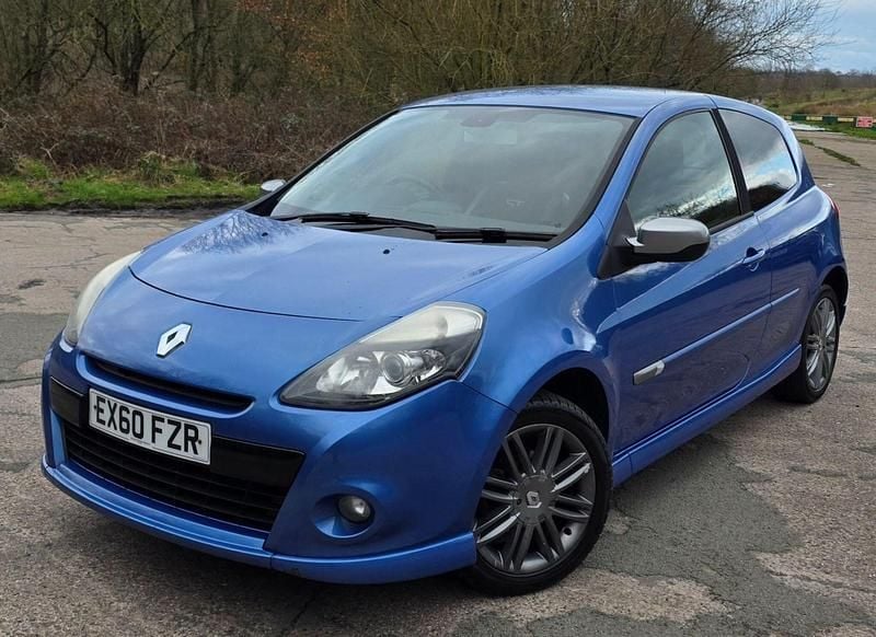 Used Renault Clio II GT 86 HP (63 kW) 2010 Blue Hatchback