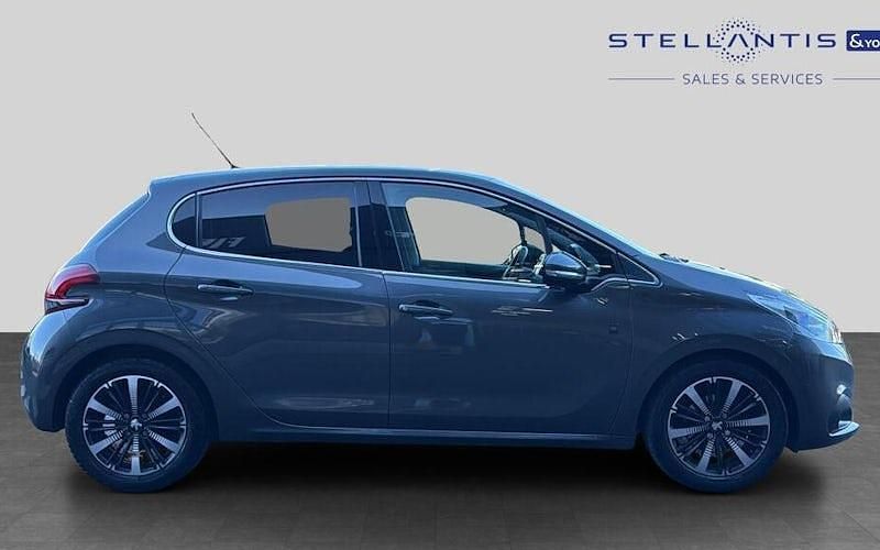 Used Peugeot 208 S 82 HP (60 kW) 2019 Grey Hatchback