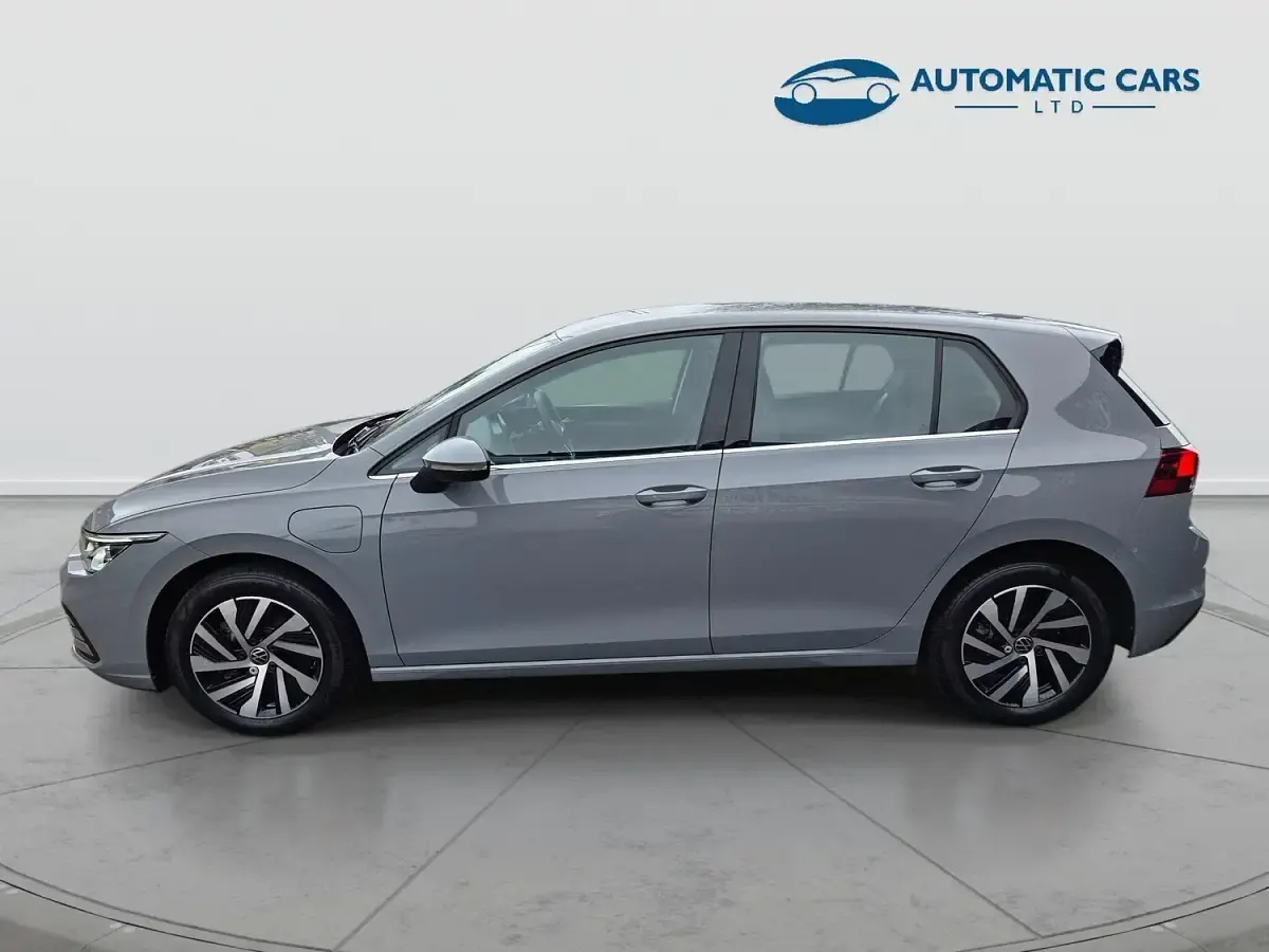Used VW Golf VIII Style 204 HP (150 kW) 2022 Grey Hatchback