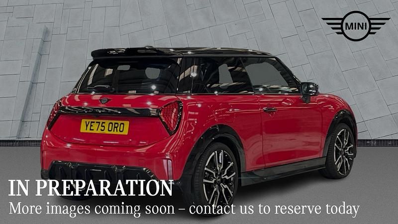 Used Mini Cooper Hatch 113 kW (154 HP) 2025 Red Hatchback
