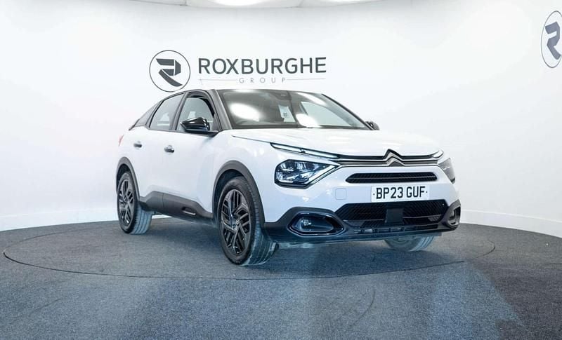 Used Citroën C4 PureTech 102 HP (75 kW) 2023 White SUV
