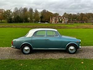 Usado Lancia Appia 48 CV (35 kW) 1962 Azul Berlina