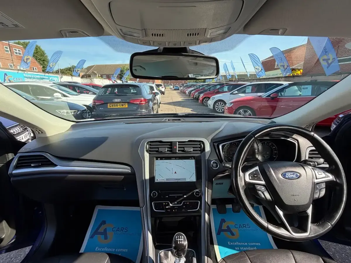 Used Ford Mondeo Titanium 120 HP (88 kW) 2018 Blue Estate