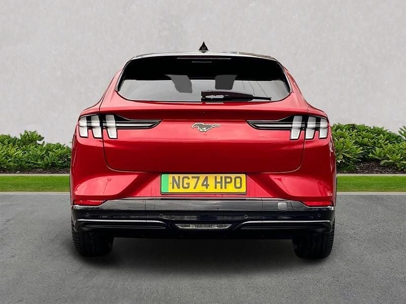Used Ford Mustang Premium 294 HP (216 kW) 2024 Red Hatchback