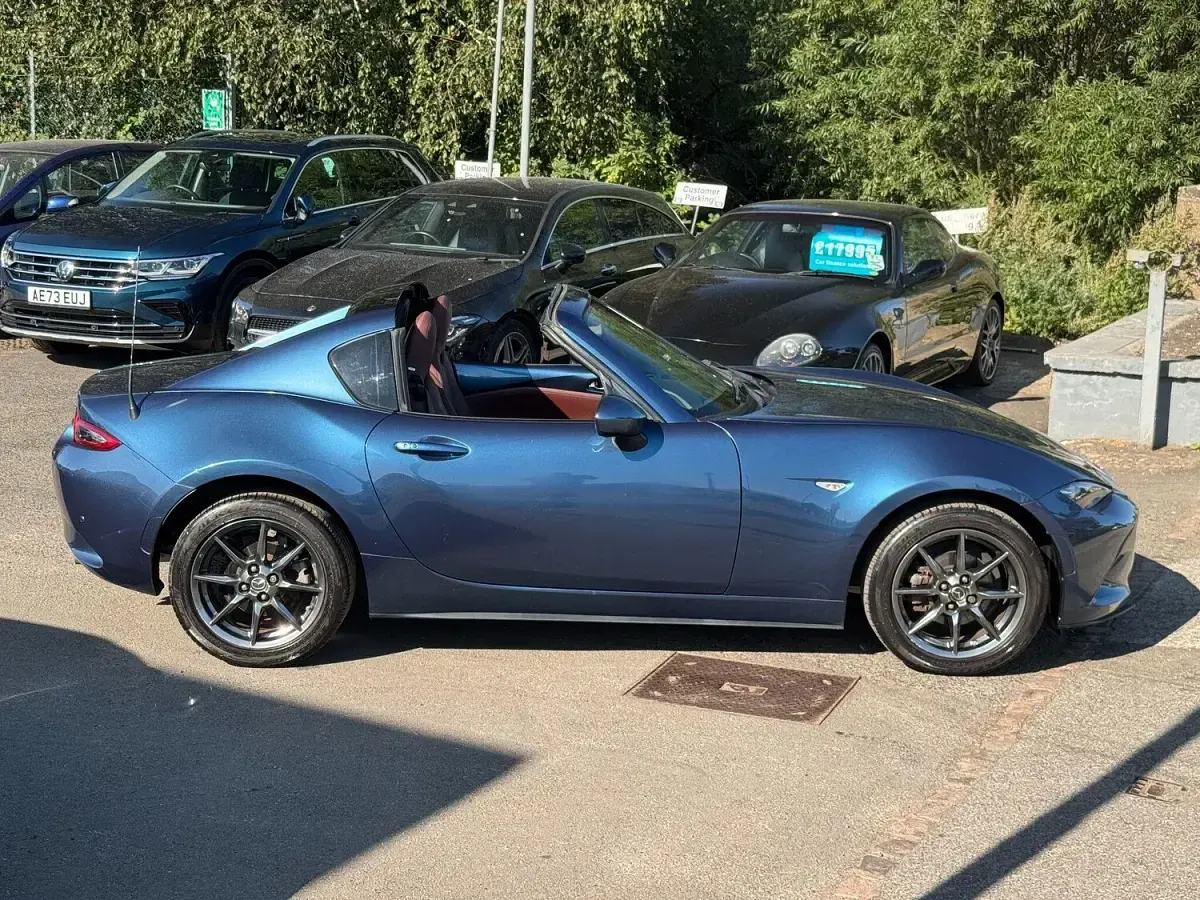 Used Mazda MX5 Inclusive 132 HP (97 kW) 2019 Blue Cabriolet