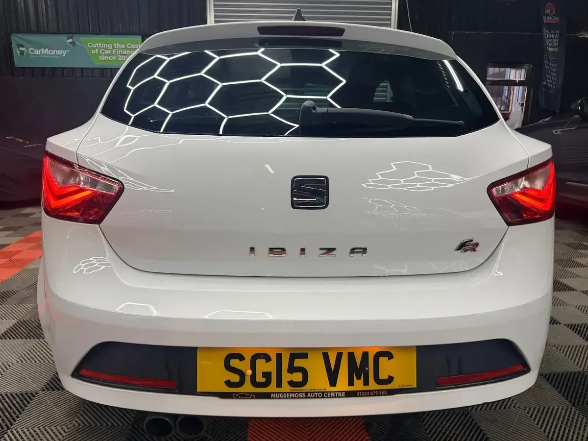 Used Seat Ibiza FR 2015 White Hatchback